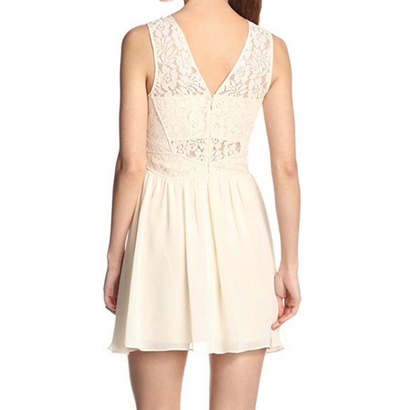 BCBGeneration peach lace dress size 0 - Picture 2 of 10